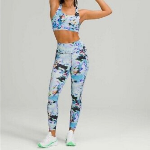 ISO Lululemon SeaWheeze 2021 Fast and Free 25” Tight Euphoria, size 6 - Picture 3 of 4